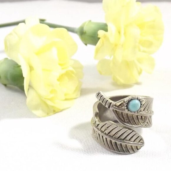 Vintage Feather and Turquoise Stone Ring - Picture 1 of 10